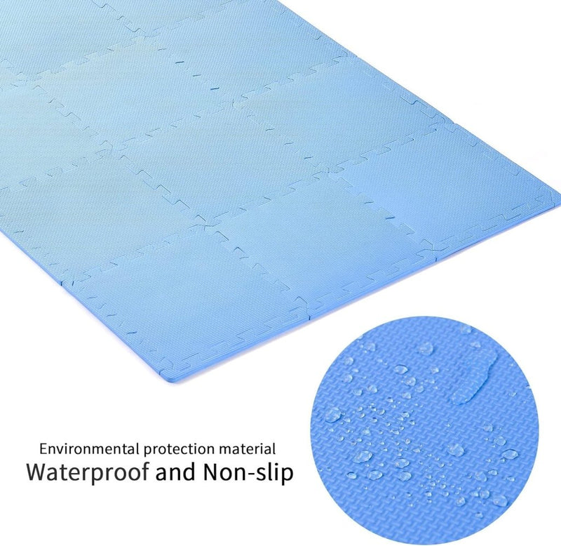 Laad afbeelding in Galerijviewer, De blauwe in elkaar grijpende vloermat van Transformeer je vloer is voorzien van waterdruppels en de tekst: &quot;Milieuvriendelijk materiaal, waterdicht en antislip.&quot; Gemaakt van duurzaam rubber ethyleenvinylacetaat, biedt het comfort in een veilige ruimte.
