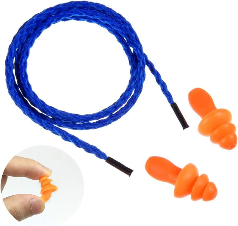 Laad afbeelding in Galerijviewer, Blauw koord met twee oranje oordopjes voor gehoorbescherming; inzet toont een hand die een siliconen oordopje vasthoudt van &quot;Optimaliseer je bescherming met onze herbruikbare siliconen oordopjes!.
