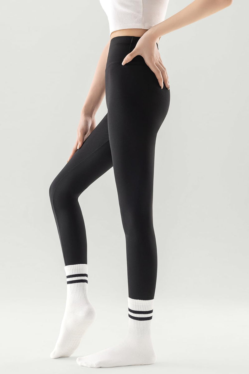 Laad afbeelding in Galerijviewer, Pilates antislip sokken 3 paar met siliconen grip – yoga sokken – fitness sokken

