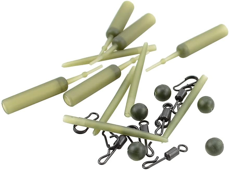 Load image into Gallery viewer, Een collectie groene visaccessoires met de &quot;Ontdek de ultieme karpervissen-rig set voor een succesvolle oplossing&quot;, met wartels, kralen en buizen gerangschikt op een witte achtergrond.

