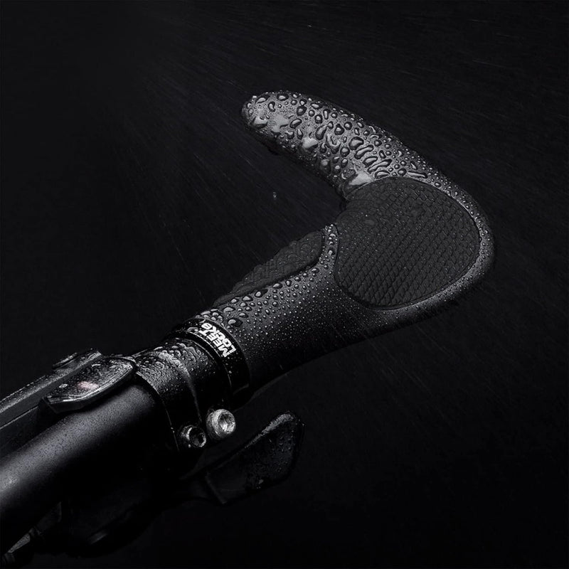 Laden Sie das Bild in Galerie -Viewer, Ergonomische fietshandvatten 22 mm zwart/grijs
