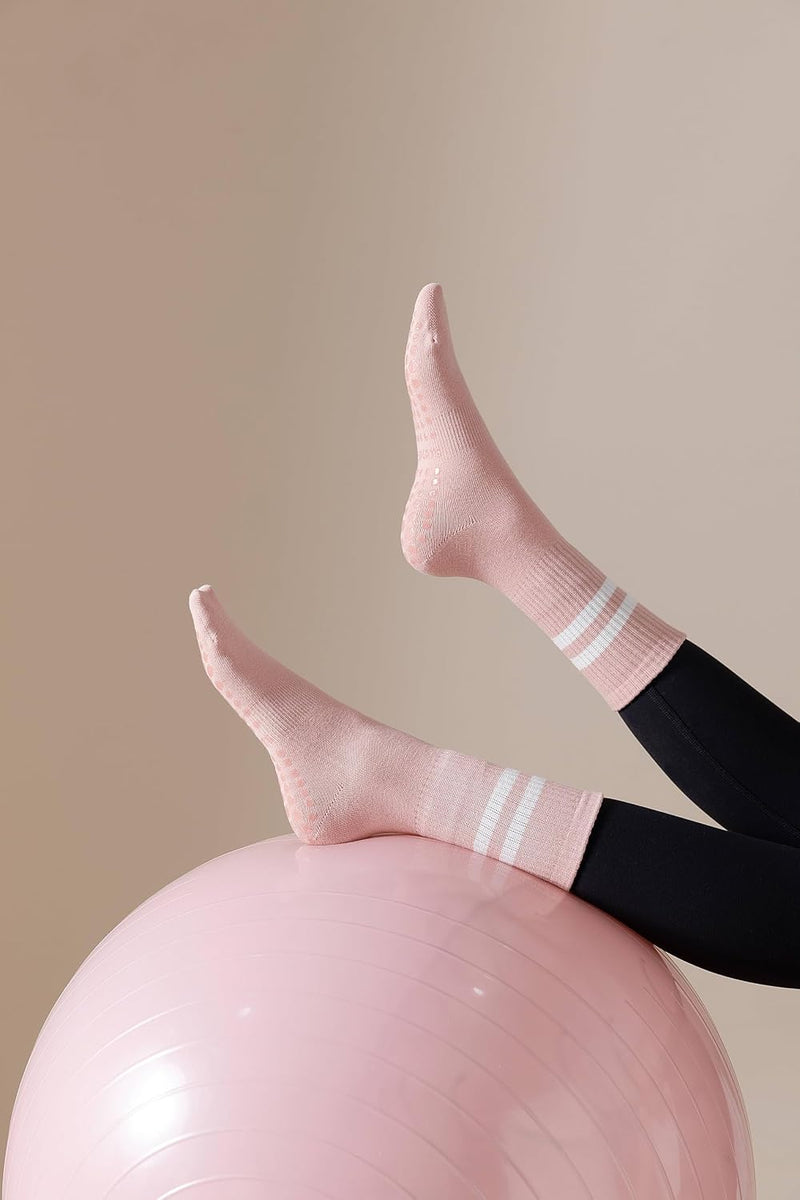 Laad afbeelding in Galerijviewer, Pilates antislip sokken 3 paar met siliconen grip – yoga sokken – fitness sokken
