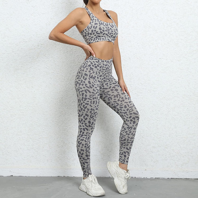 Load image into Gallery viewer, Dames sportlegging met luipaardprint hoge taille en aansluitende pasvorm – fitness legging – yogabroek
