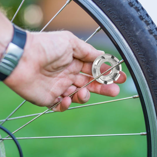 Uniwersalny klucz do szprych rowerowych ze stali węglowej z 6 rozmiarami do naprawy kół – napinacz szprych – narzędzie do centrowania kół