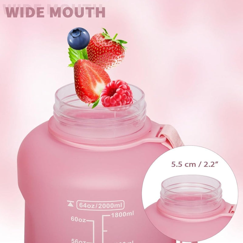 Laad afbeelding in Galerijviewer, 💧 Blijf gehydrateerd met deze 2 liter sportdrinkfles! - happygetfit.com
