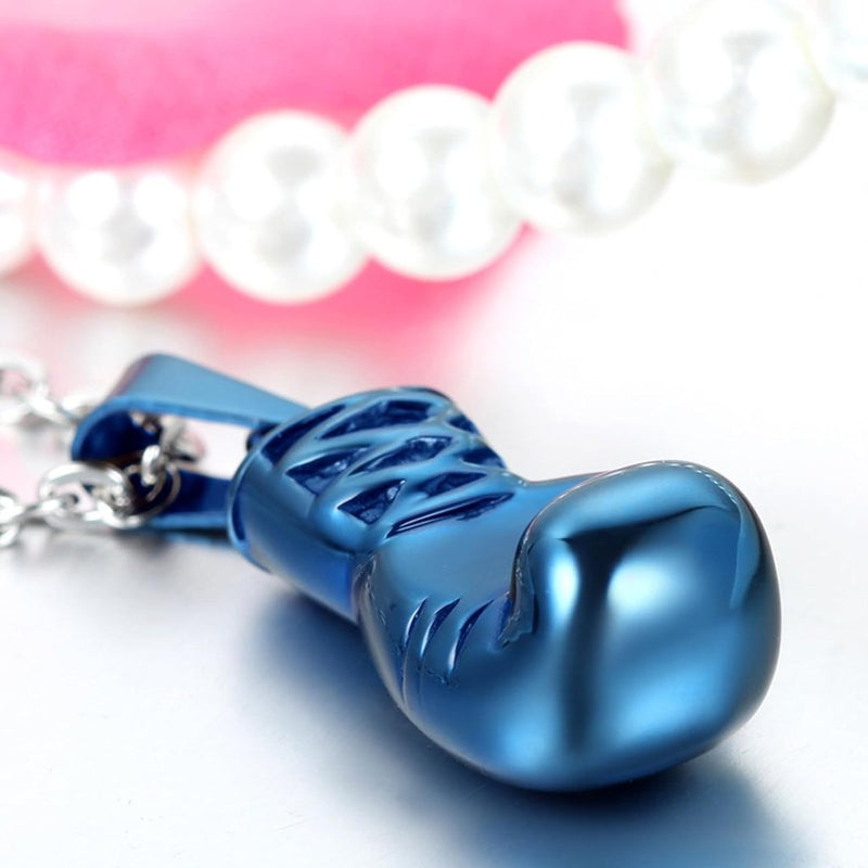 Laden Sie das Bild in Galerie -Viewer, Bokshandschoen ketting van roestvrij staal met hanger en karabijnsluiting – bokssieraden – sportketting - happygetfit.com
