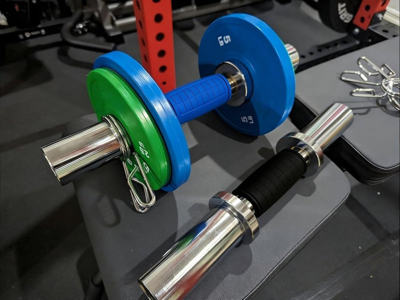 Load image into Gallery viewer, Dikke haltergrepen 2 stuks 5,5 cm van antislip siliconen – fat grips – grip trainer - happygetfit.com

