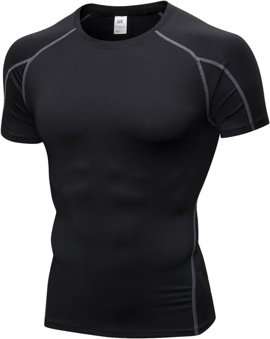 Een zwart atletisch T-shirt met korte mouwen en grijze stiksels, ontworpen voor sneldrogend en optimaal spierherstel. Product: "Verbeter je prestaties met dit geweven compressieshirt voor heren.
