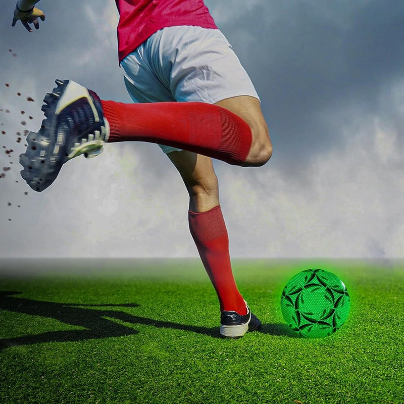 Chargez l'image dans la visionneuse de la galerie, Lichtgevende voetbal maat 5 met pomp en opbergtas groen - happygetfit.com
