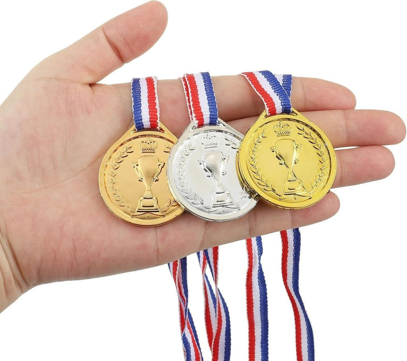Laad afbeelding in Galerijviewer, PATIKIL 1,5 inch Mini Gold Silver Bronze Award-medailles, 24-pack plastic winnaarsmedailles 1e 2e 3e plaats prijzen medailles met neklint voor games sportwedstrijden feestgeschenken - happygetfit.com
