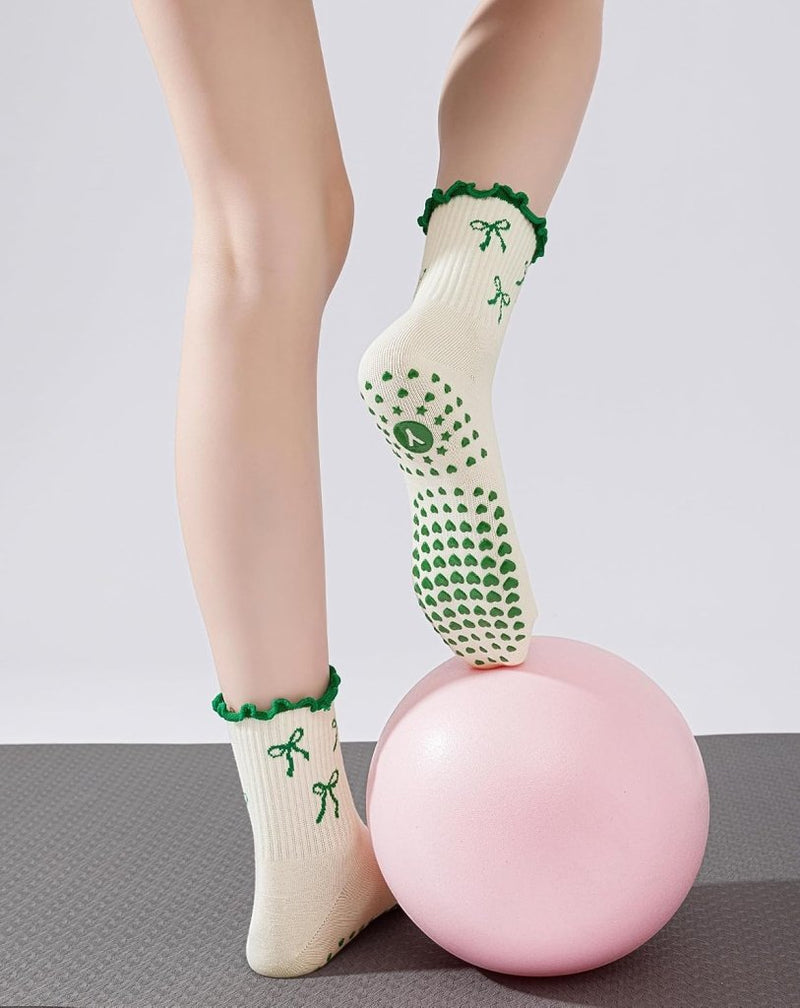 Laad afbeelding in Galerijviewer, Pilates antislip sokken dames maat 36-40 met gripnoppen – yoga sokken – fitness sokken - happygetfit.com
