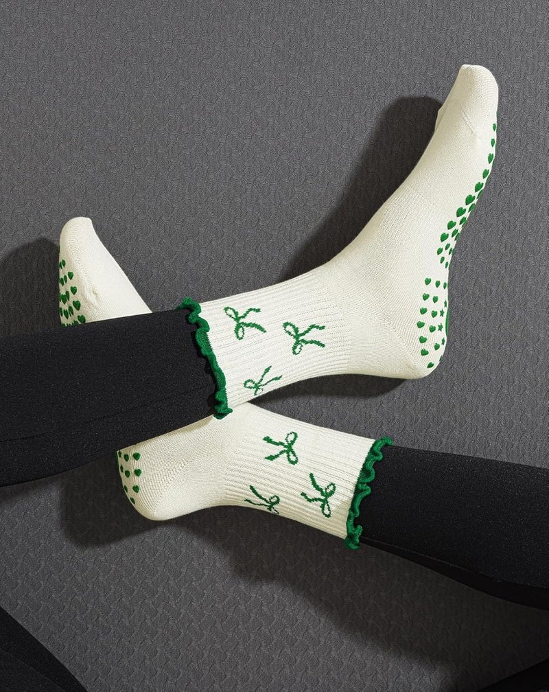 Laad afbeelding in Galerijviewer, Pilates antislip sokken dames maat 36-40 met gripnoppen – yoga sokken – fitness sokken - happygetfit.com
