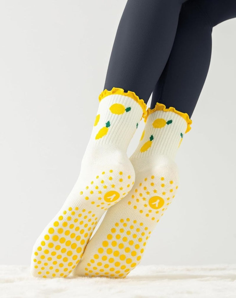 Laad afbeelding in Galerijviewer, Pilates antislip sokken dames maat 36-40 met gripnoppen – yoga sokken – fitness sokken - happygetfit.com

