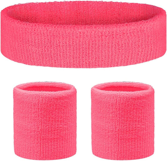 Boost sportprestaties met onze felroze hoofdband en twee fundamentele polsbandjes van badstof, ontworpen voor maximale zweetabsorptie tijdens het sporten. Blijf comfortabel, stijlvol en droog met deze onmisbare sportaccessoires.
