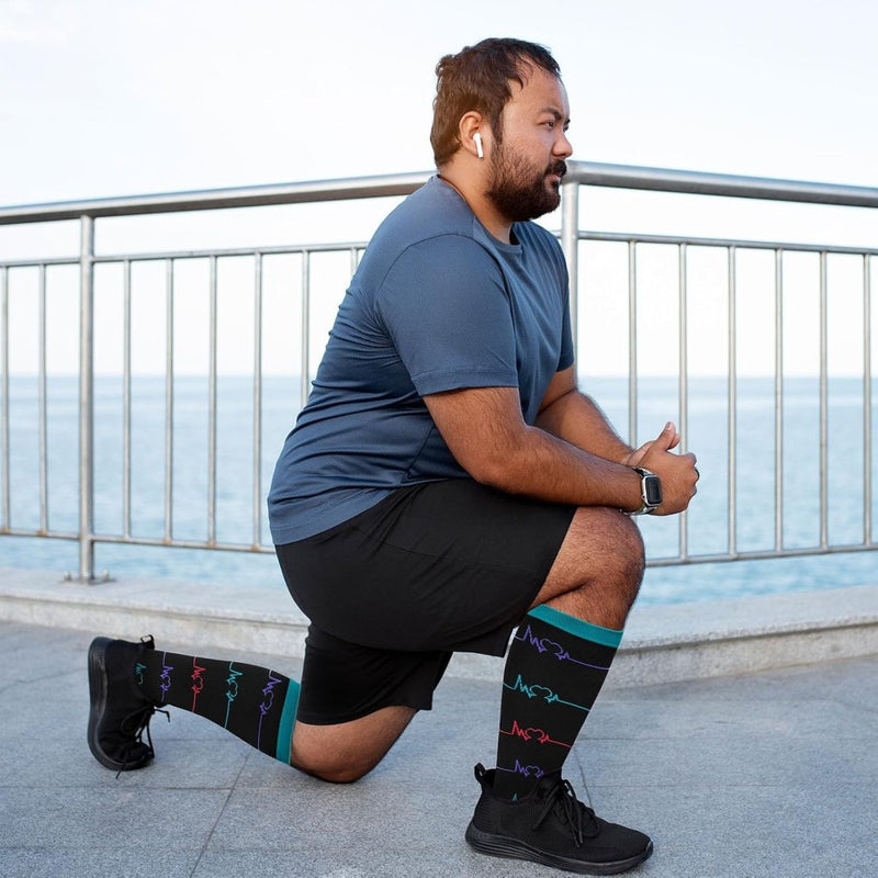 Load image into Gallery viewer, PUTUO Compressiesokken voor Dames en Heren: Compressiesokken Sokken voor Vliegen Atletiek Lopen Reizen Fietsen Sport 1 paar - happygetfit.com
