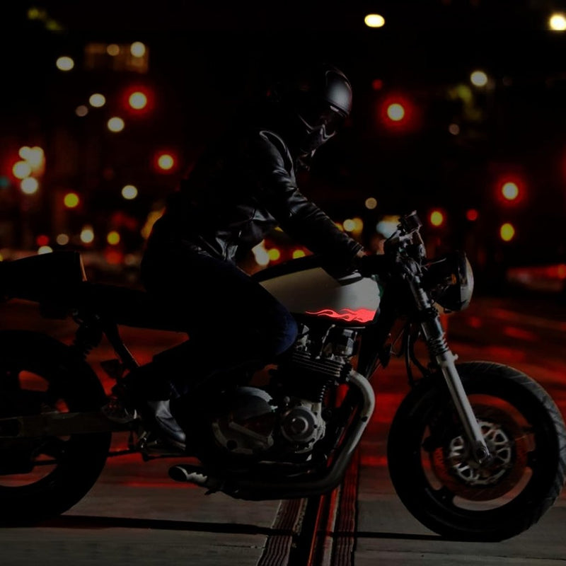 Laad afbeelding in Galerijviewer, Reflecterende vlamstickers set van 4 rood 20 cm - happygetfit.com
