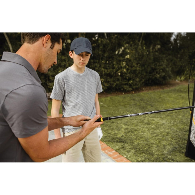 Load image into Gallery viewer, SKLZ Golf Grip Trainer, Club Attachment for Correct Hand Positioning and Muscle Memory, Fits Standard Grips from Driver to Wedge, Right-Handed, Compact Training Aid for Practice and Pre-Round Warm-Up - happygetfit.com
