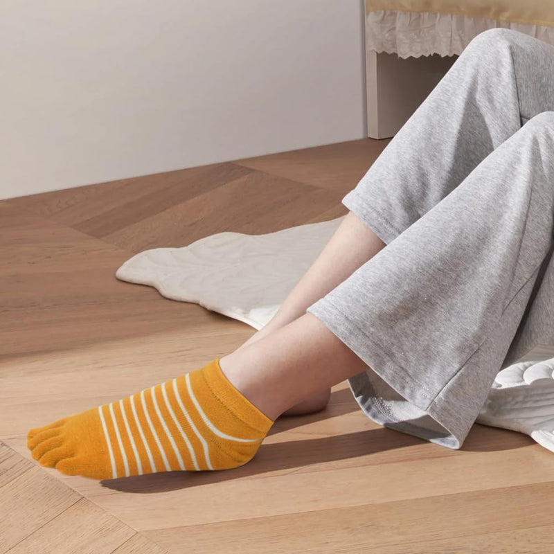 Bild im Galerie-Viewer laden, Teensokken dames van ademend katoen met vijf afzonderlijke tenen en korte pasvorm voor hardlopen en fitness – vingersokken – sportsokken - happygetfit.com

