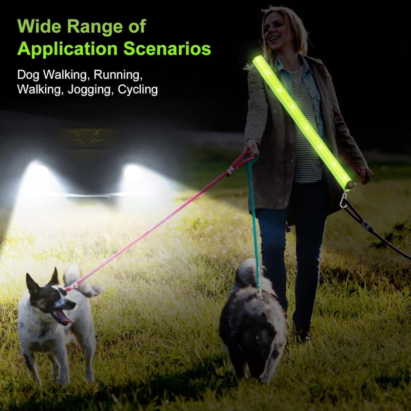 Laad afbeelding in Galerijviewer, 🌟 USB - oplaadbare LED - schouderriem – Blijf zichtbaar en veilig in het donker! - happygetfit.com
