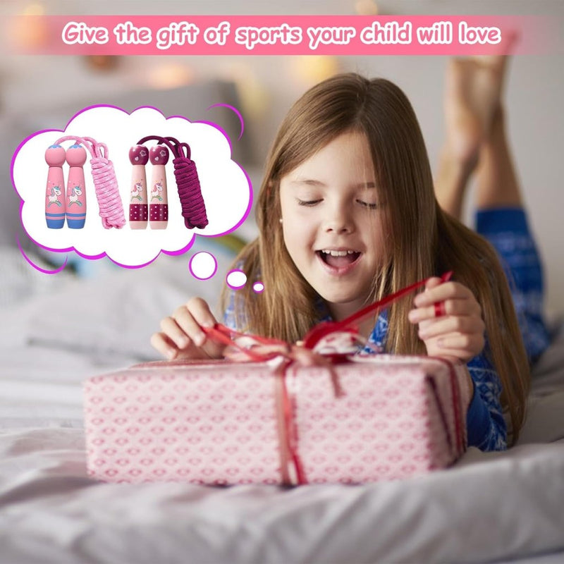 Load image into Gallery viewer, Verstelbaar Springtouw voor Kinderen - 2,6 m Katoenen Touw met Houten Handvat - Sport en Touwspringen - happygetfit.com
