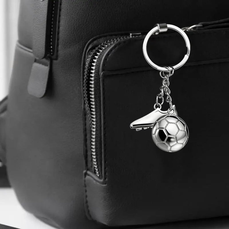 Chargez l'image dans la visionneuse de la galerie, Voetbal sleutelhanger met metalen hanger - happygetfit.com
