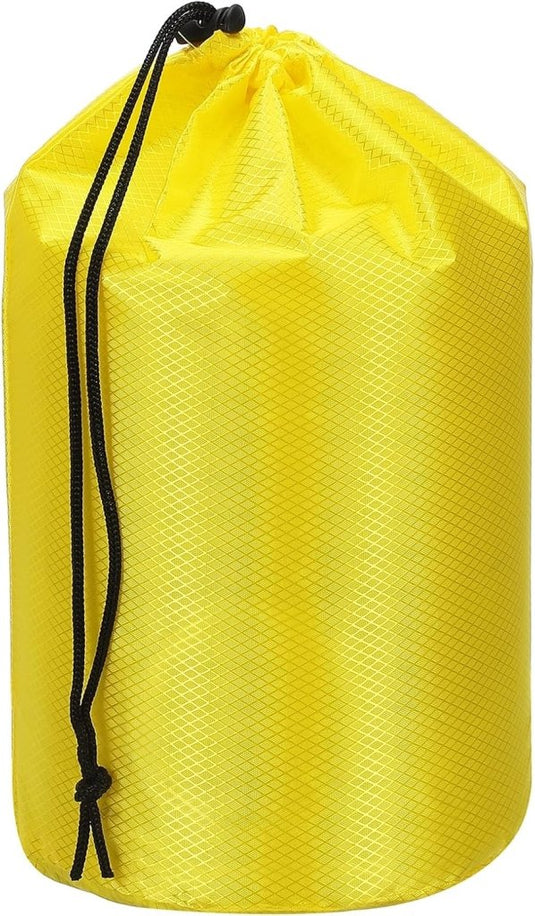 Waterdichte opbergzak 11 x 20 cm met trekkoord oranje – stuff sack – camping accessoires - happygetfit.com