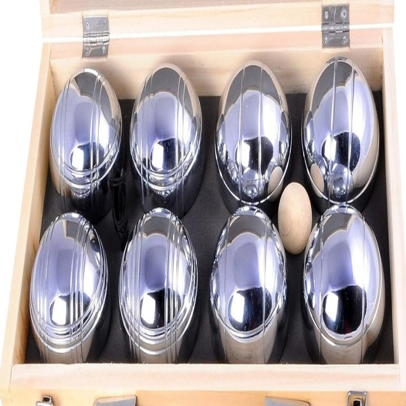 Laad afbeelding in Galerijviewer, Ontdek eindeloos plezier met onze petanqueset in een houten kist, inclusief acht glanzende metalen ballen en één kleine beige bal.
