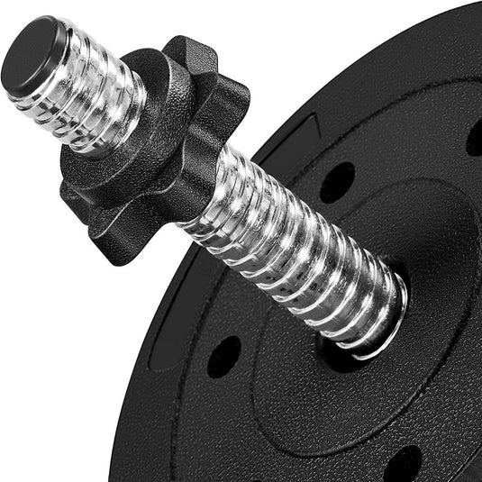 Close-up van een halter met een roestvrijstalen halterstang en zwarte halterschijf, vastgezet door een stervormige kraag, ideaal voor jouw krachttraining met de Verstelbare halterset van 20 kg voor krachttraining thuis.