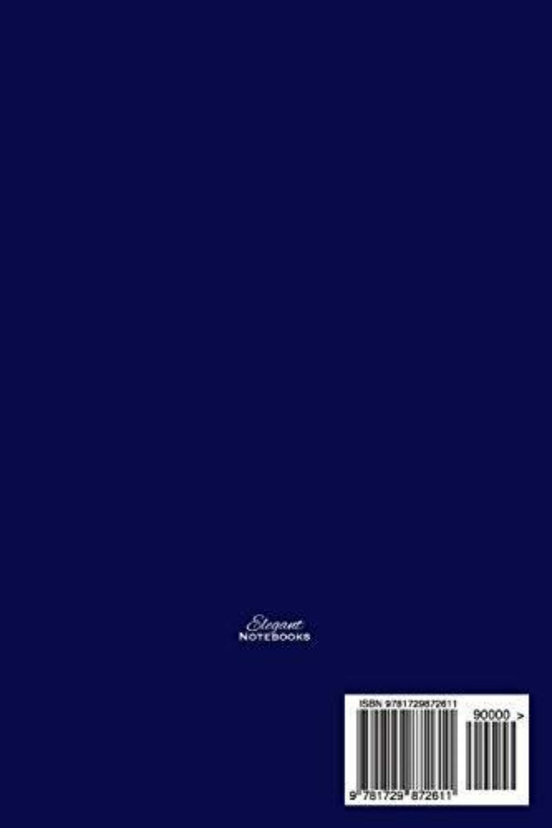 Laad afbeelding in Galerijviewer, De achterkant van het Kettlebell Training Log and Diary, een donkerblauw notitieboekje voor kettlebell-training, bevat een streepjescode en ISBN in de rechteronderhoek.
