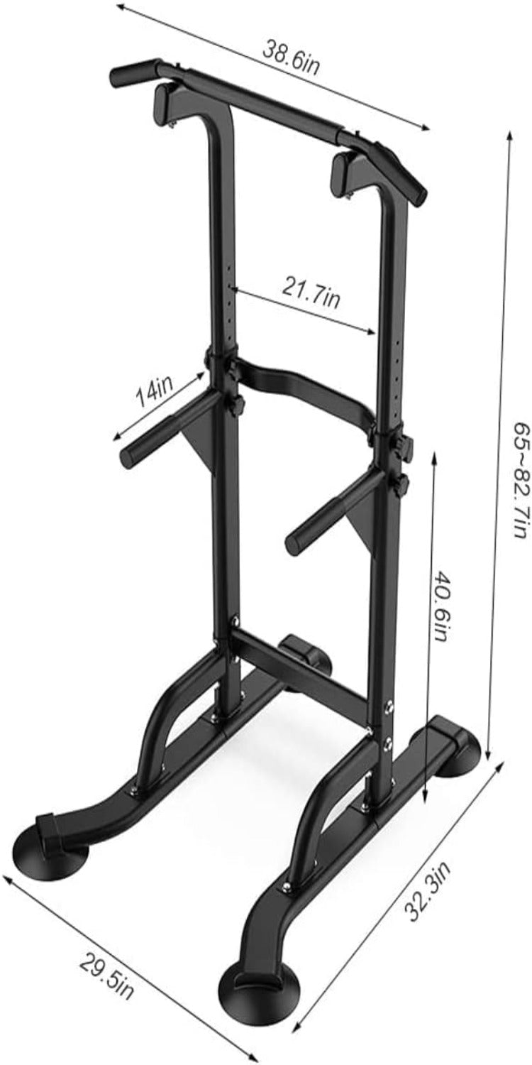 Laad afbeelding in Galerijviewer, De &quot;Krachttoren voor thuis&quot; in het zwart is verstelbaar van 65 tot 82,7 inch hoog, met een breedte van 38,6 inch en een diepte van 29,5-32,3 inch, perfect voor full-body workouts. Het beschikt over verstelbare stangen en gevoerde handgrepen voor verbeterd comfort tijdens trainingssessies thuis.
