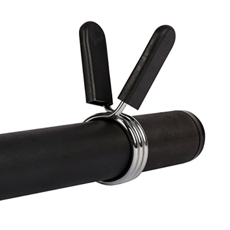 Load image into Gallery viewer, Close-up van een duurzame Halterstang met veersluiting voor professionele gebruikers, met zilveren veersluitingen en zwarte handgrepen voor een veilige grip en gewichtsstabilisatie.

