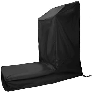 De Bescherm je investering met onze duurzame lusbandhoezen, gemaakt van Oxford-materiaal, bieden uitstekende bescherming tegen uv-stralen wanneer ze worden gemonteerd over een chaise longue op een terras met een rechtopstaande rugleuning.