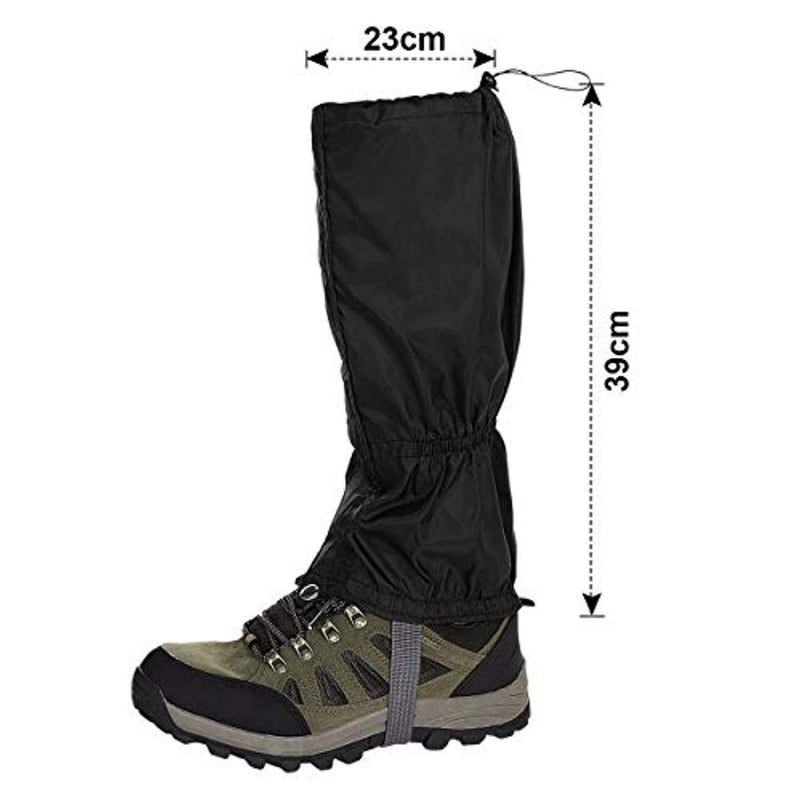 Load image into Gallery viewer, De waterdichte zwarte Gaiters beschermen je wandelschoenen tijdens outdooractiviteiten. Met afmetingen van 23 cm breedte en 39 cm hoogte, bieden ze een optimale dekking en bescherming voor je benen.
