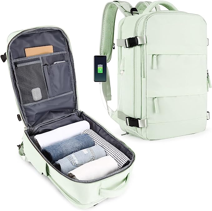 Laad afbeelding in Galerijviewer, De ultieme reisrugzak voor elk avontuur is verkrijgbaar in mintgroen en gemaakt van duurzaam polyester. Het heeft georganiseerde compartimenten voor kleding en elektronica, plus een strak gesloten ontwerp met een externe USB-oplaadpoort.
