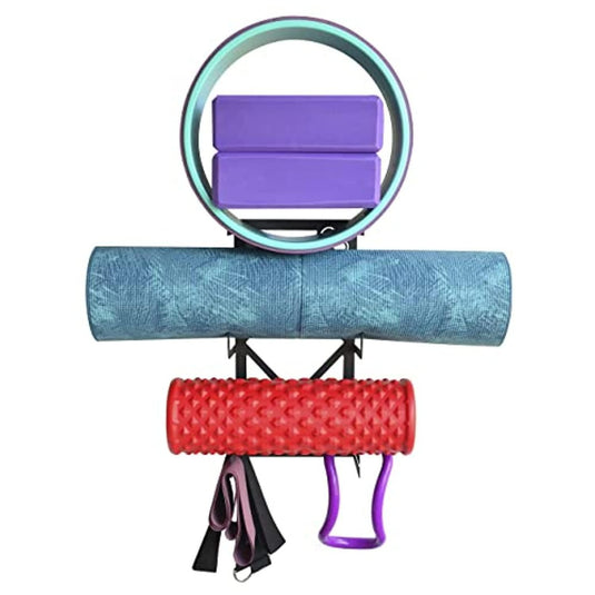 Plaats je yogaspullen verticaal in stijl met onze muurbeugel met een blauw wiel, paarse blokken, blauwe mat, rode schuimroller, weerstandsbanden en paars handvat voor een ruimtebesparende oplossing. Ontdek onze "Stijlvolle oplossing voor georganiseerde yoga accessoires - Ontdek onze yoga wandhouder!.