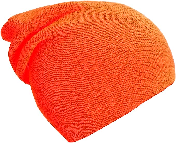 Laad afbeelding in Galerijviewer, De feloranje Slouch beanies, perfecte wintermutsen voor dames en heren, zijn warm en stijlvol met een slouchy fit voor koude dagen. Gemaakt van zachte luxe stoffen, vallen ze prachtig op tegen een witte achtergrond.
