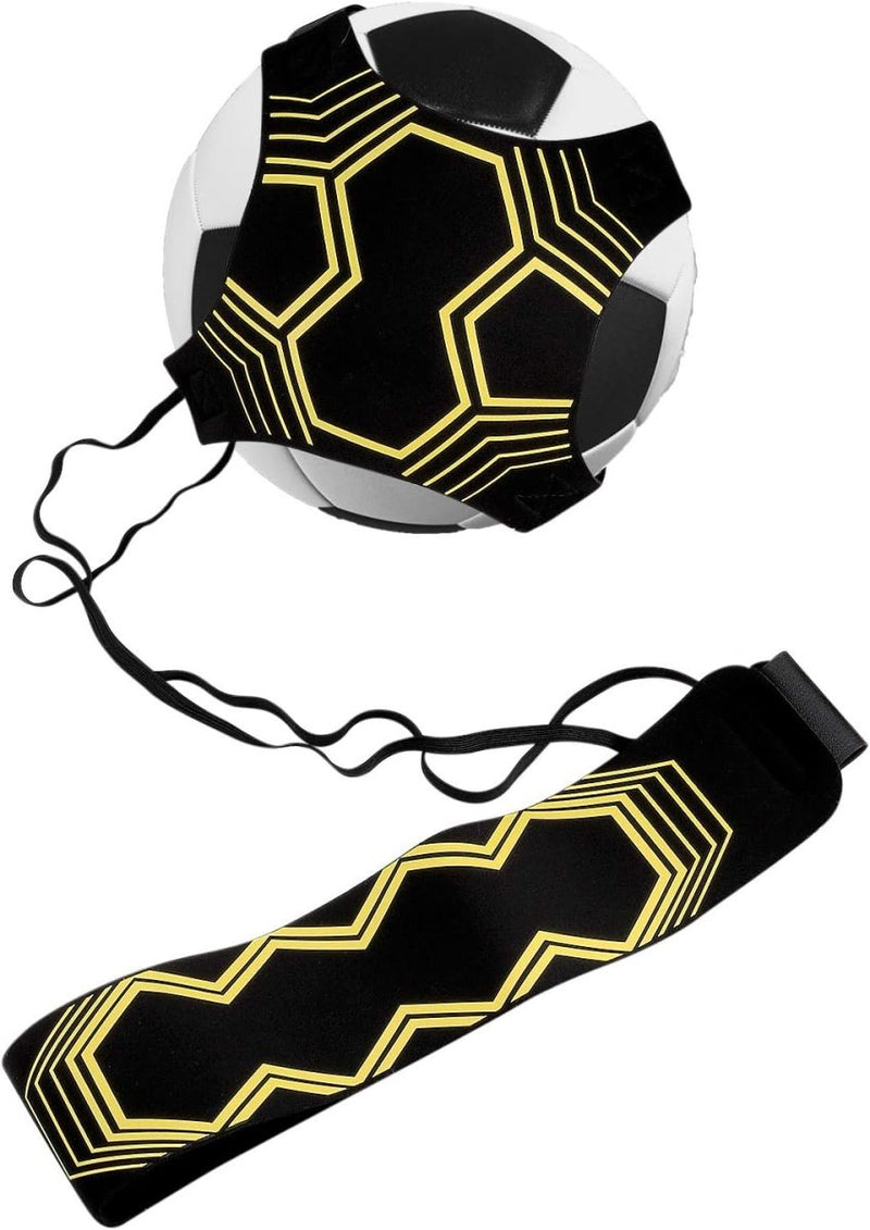 Load image into Gallery viewer, Verbeter je vaardigheden met &#39;Word een betere voetballer met de voetbal kick trainer&#39;, een zwart-witte voetbal met een zwart harnas met gele geometrische patronen, verbonden met een verstelbare band.
