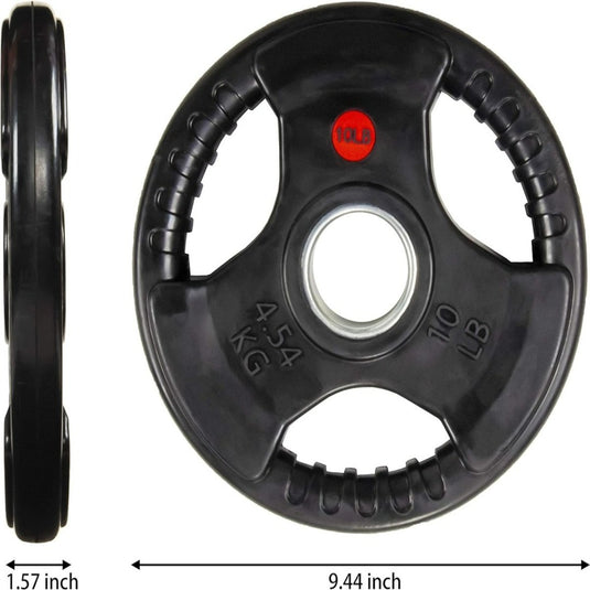 De zwarte 10-pond gewichtsplaat, gemarkeerd met 4,54 kg, met handgrepen en rubberen coating wordt getoond van boven- en zijaanzicht. Het heeft een diameter van 9,44 inch en een dikte van 1,57 inch, ideaal voor krachttrainingsoefeningen met behulp van Word sterker's Olympische grip gewichtsplaten om uw fitnessdoelen te bereiken.